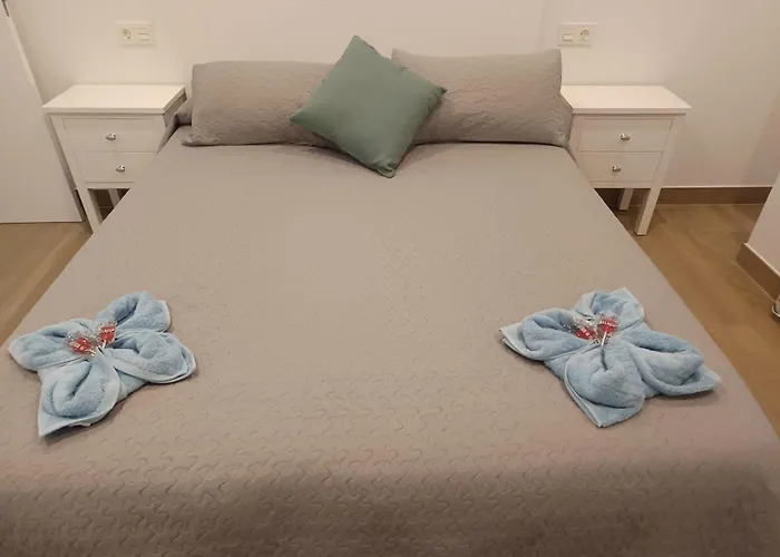 Luxury מוחקאר